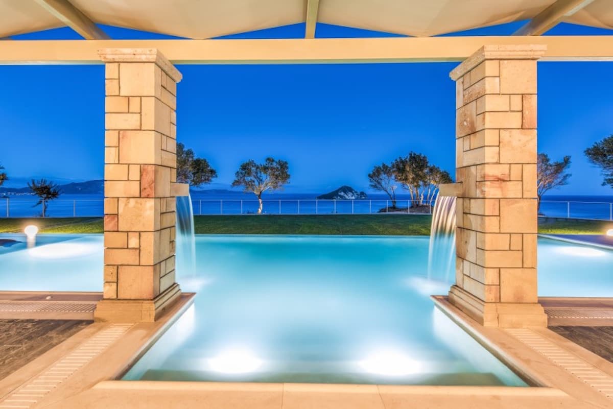 Artina Luxury Villa — luxury villa photo 1