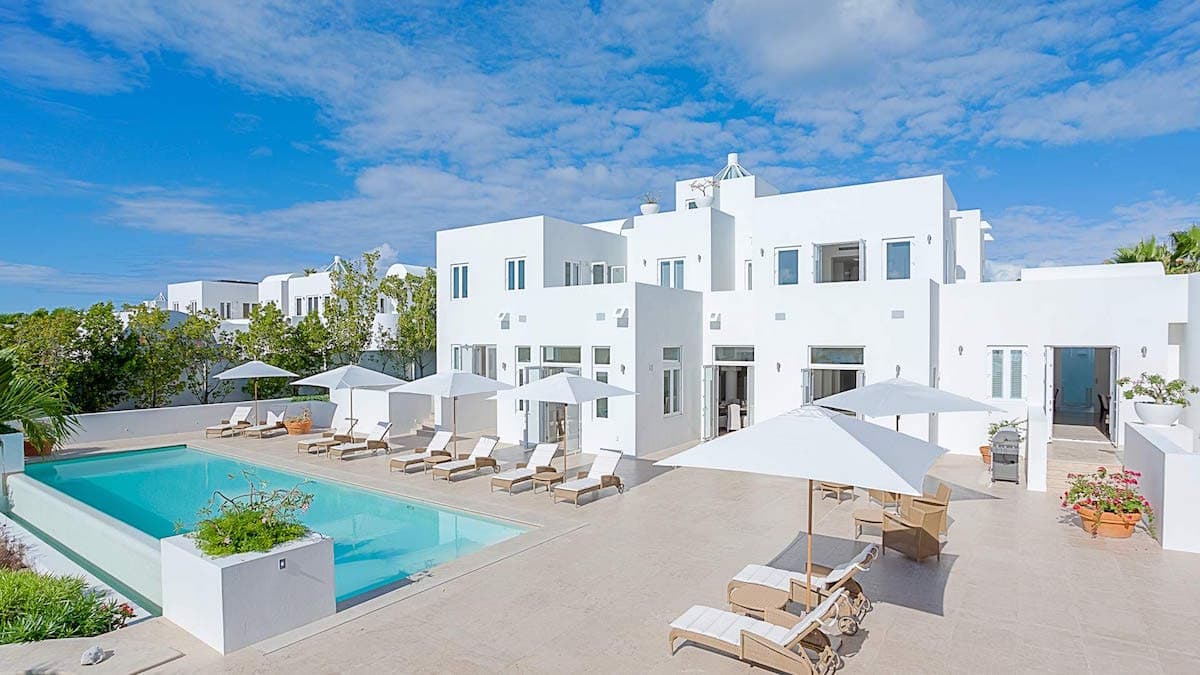Villa Arushi — luxury villa photo 1