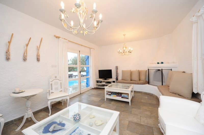 Villa Votsalo — luxury villa photo 2