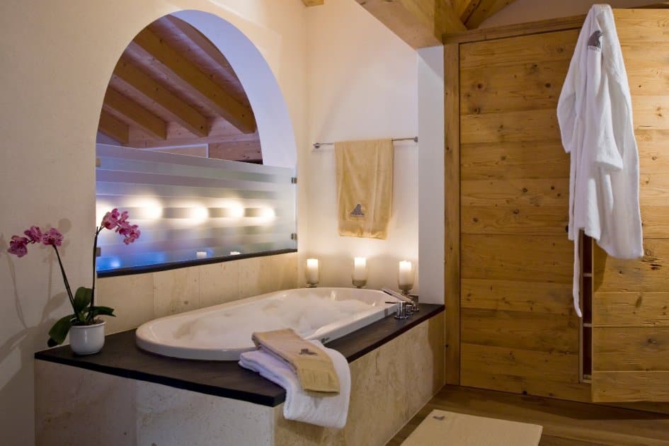 Chalet Chesa Falcun — luxury villa photo 18
