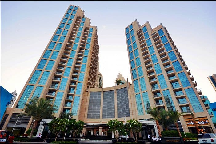 Downtown Boulevard Apartment — luxury villa photo 1