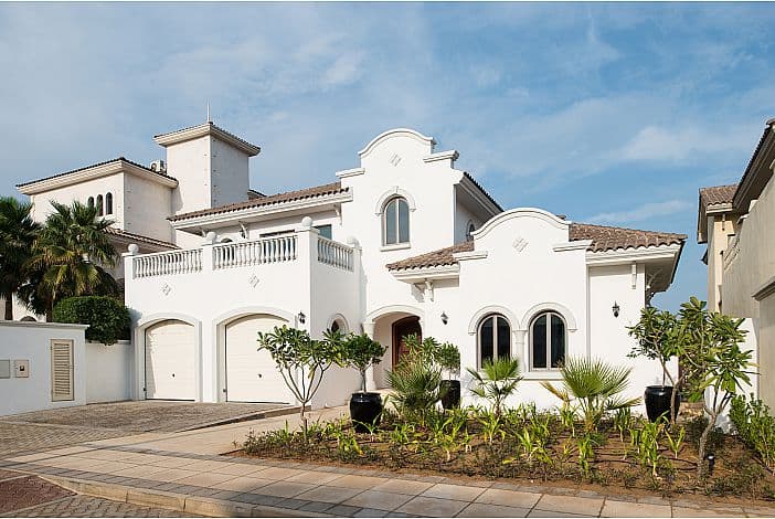PRIVATE 4 BED VILLA — luxury villa photo 1