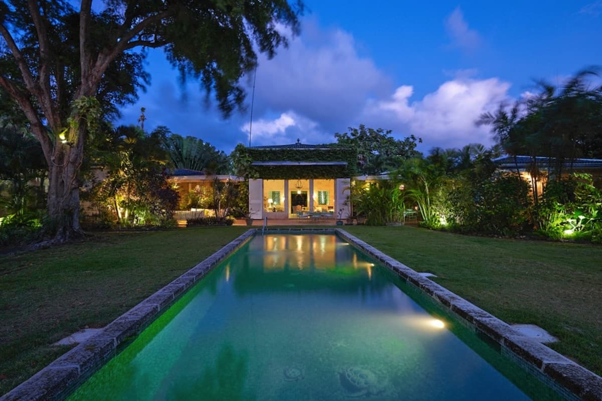 Nelson Gay Villa — luxury villa photo 20
