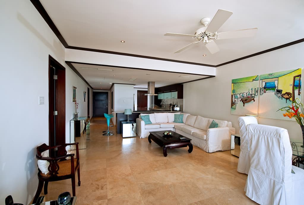 Coral Cove 2 - The Mahogany Tree — luxury villa photo 9