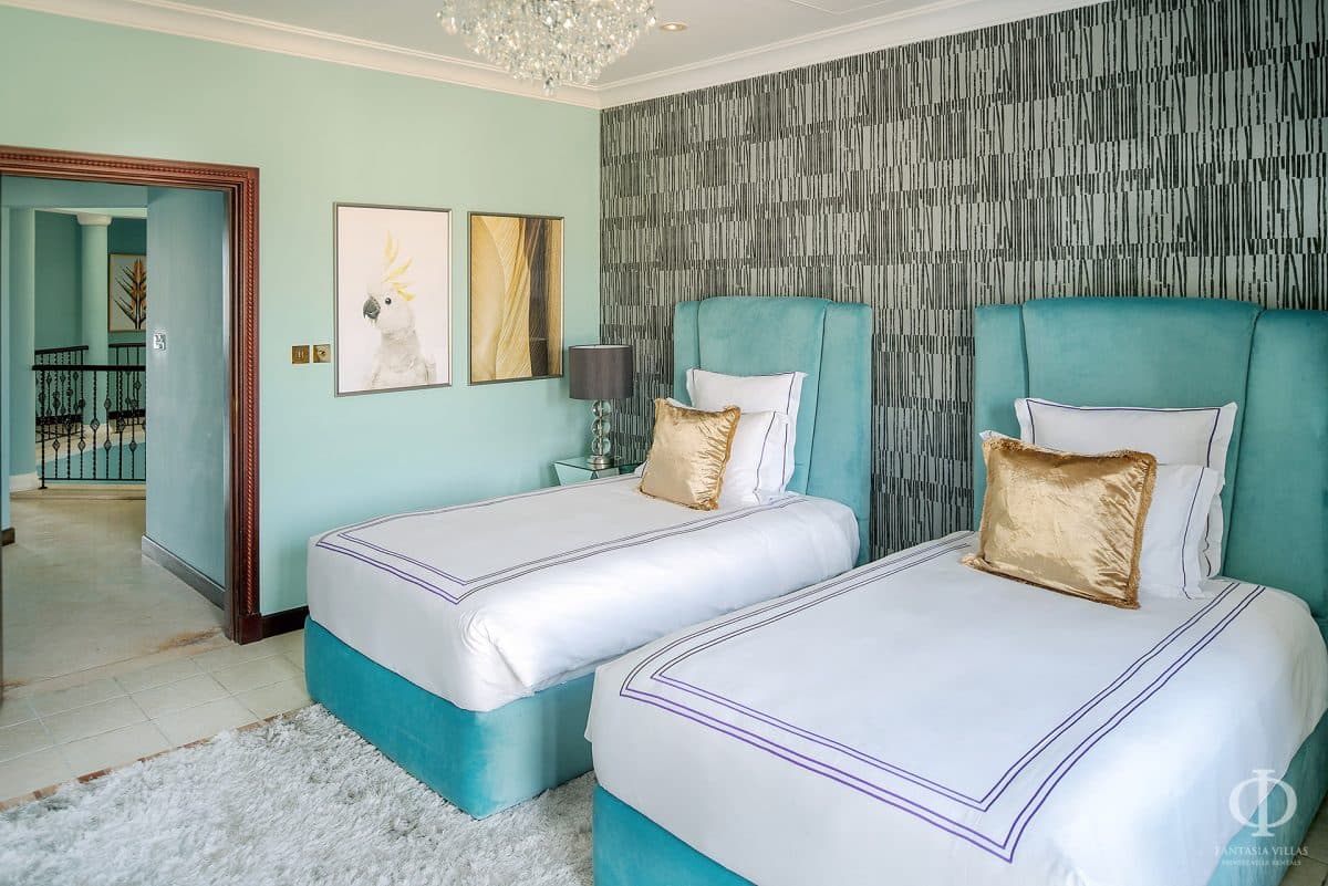 PALM INN VILLA TWO 6 BEDROOMS — luxury villa photo 20