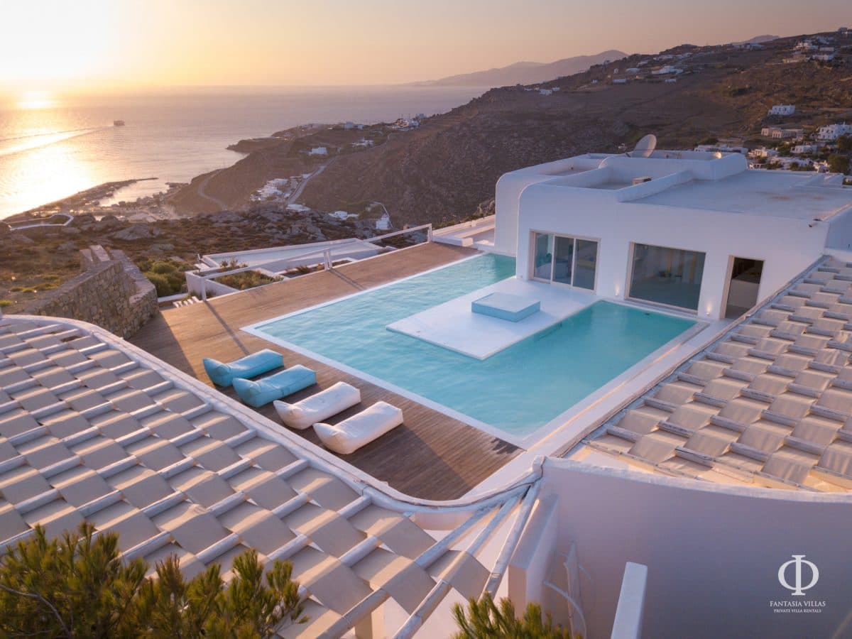 Villa Tourlos — luxury villa photo 1