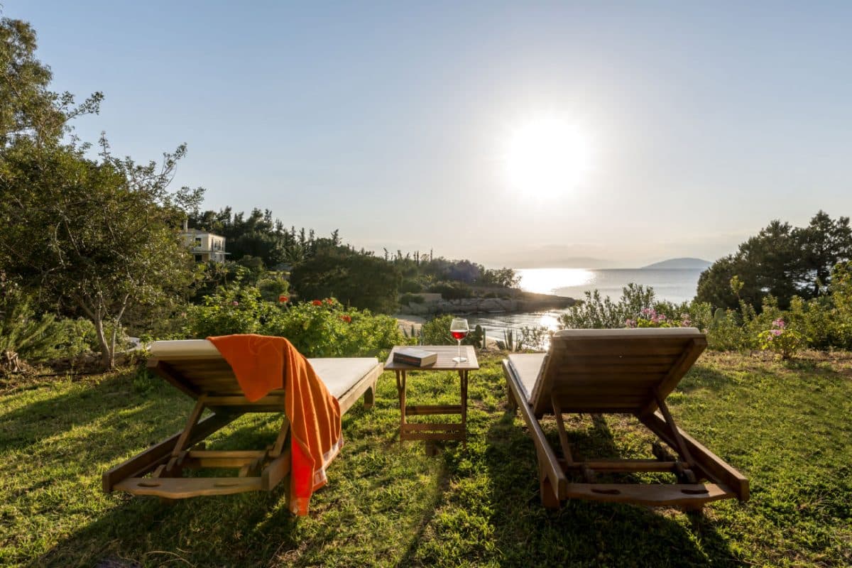 Electra Beachfront Villa — luxury villa photo 2