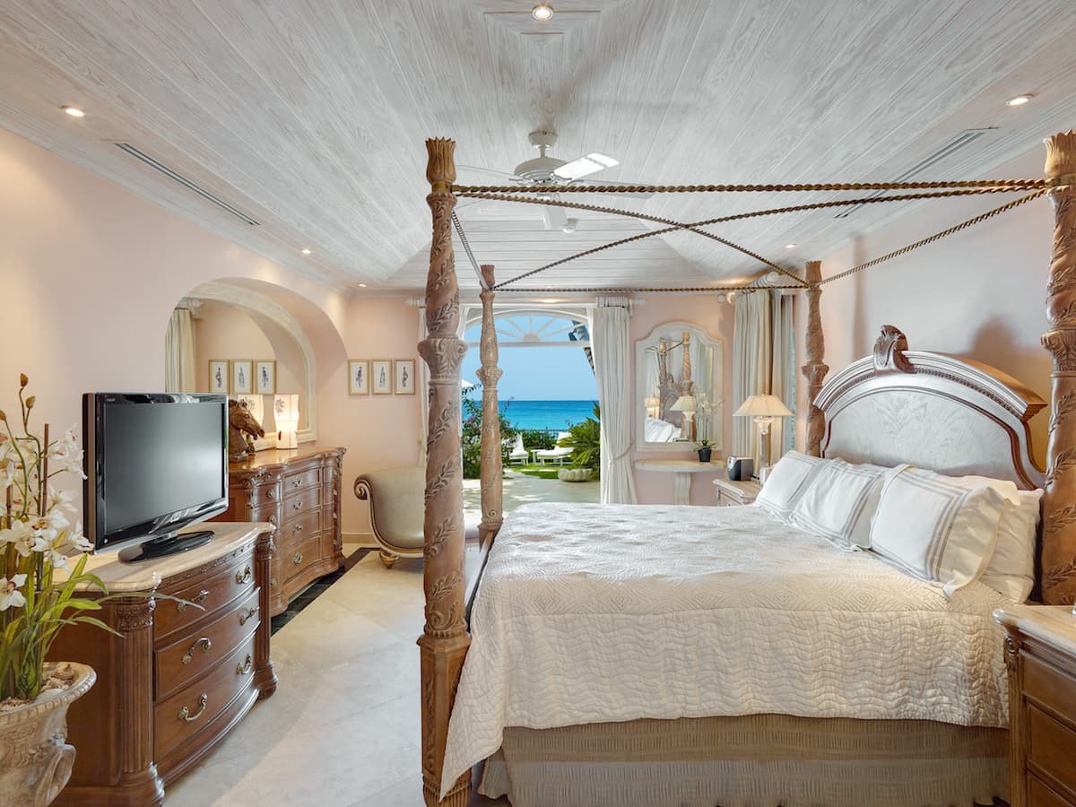 Old Trees 004, Caprice — luxury villa photo 12