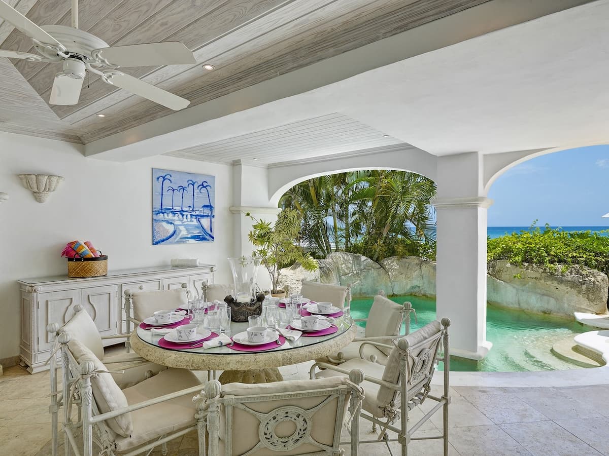 Old Trees 004, Caprice — luxury villa photo 1