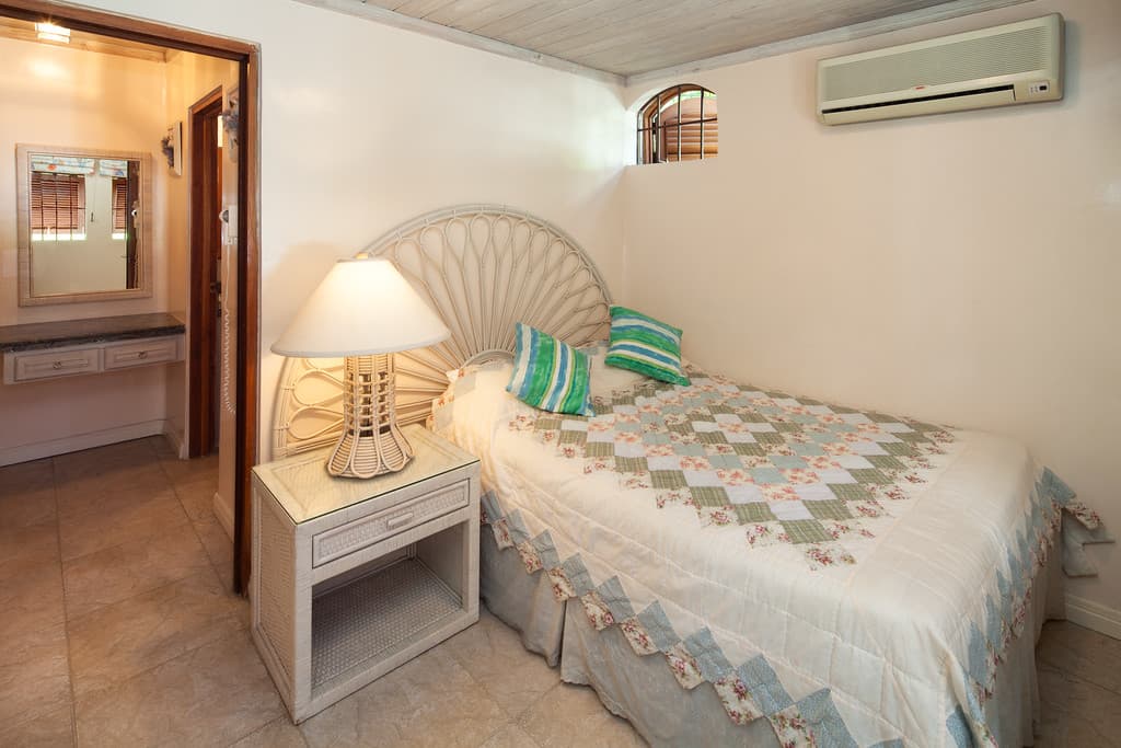 Oyster Bay — luxury villa photo 13