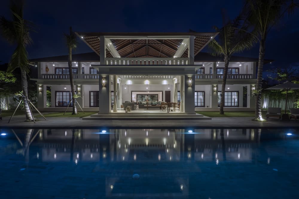 Villa Tjitrap — luxury villa photo 20