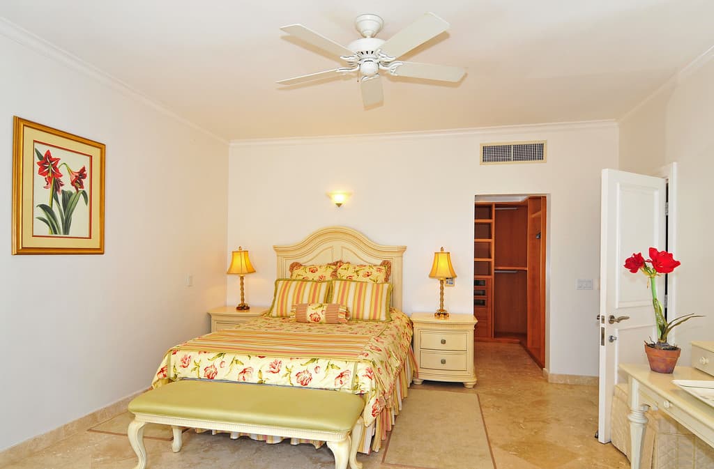 Schooner Bay 205 — luxury villa photo 3