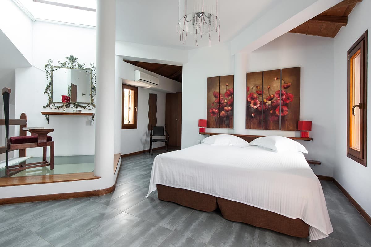 POIKILMA Alonissos villas – Villa Elia — luxury villa photo 2
