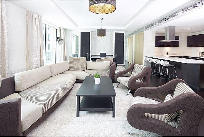 SPECTACULAR 1 BED APARTMENT — luxury villa photo 3