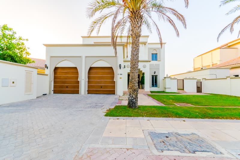 SEA BREEZE VILLA — luxury villa photo 18