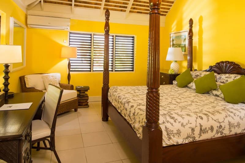 RoundHill Deluxe Villas — luxury villa photo 3