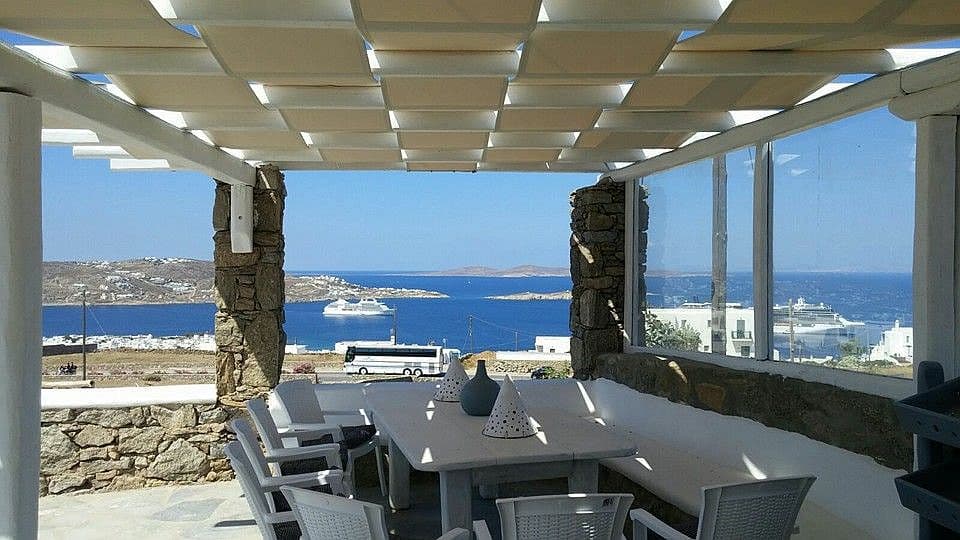 VILLA BLUE HORIZON — luxury villa photo 2