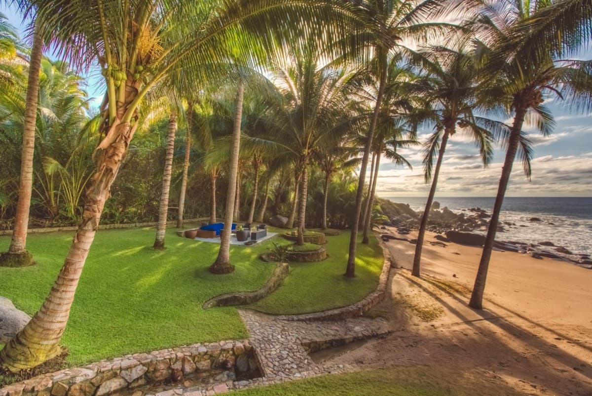 Rancho Huracan — luxury villa photo 2