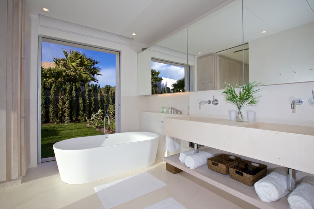 Cala Conta Dream — luxury villa photo 19