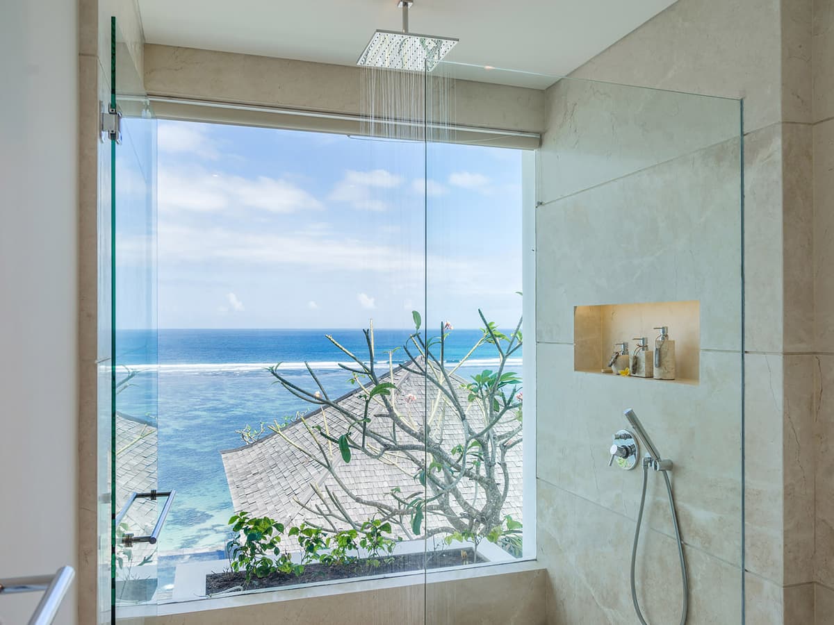Grand Cliff Nusa Dua Villa — luxury villa photo 31