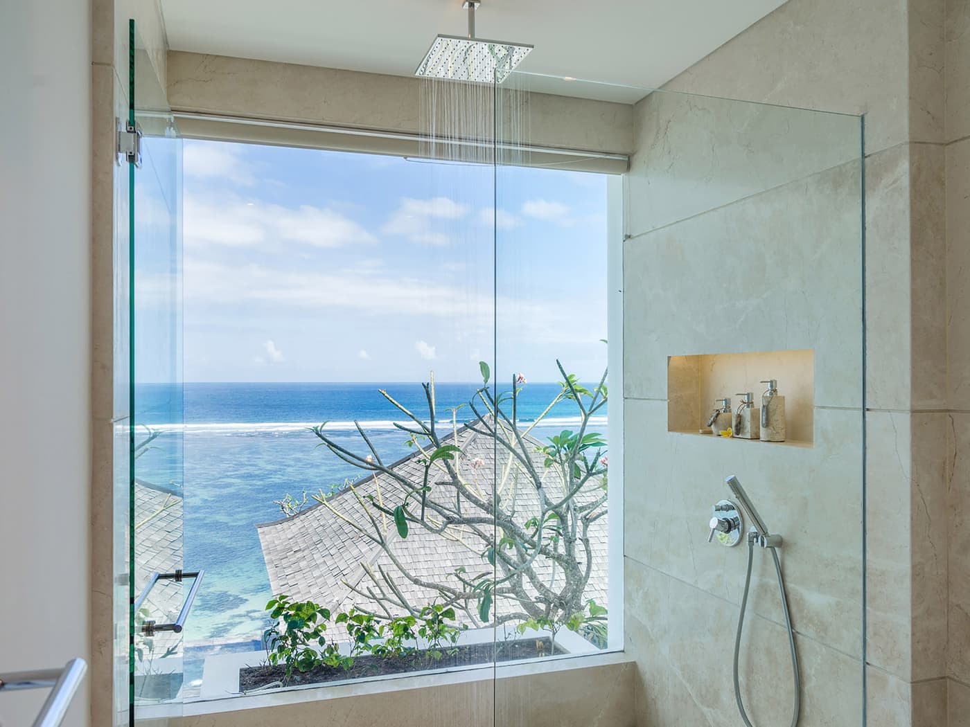 Grand Cliff Nusa Dua Villa — luxury villa photo 31