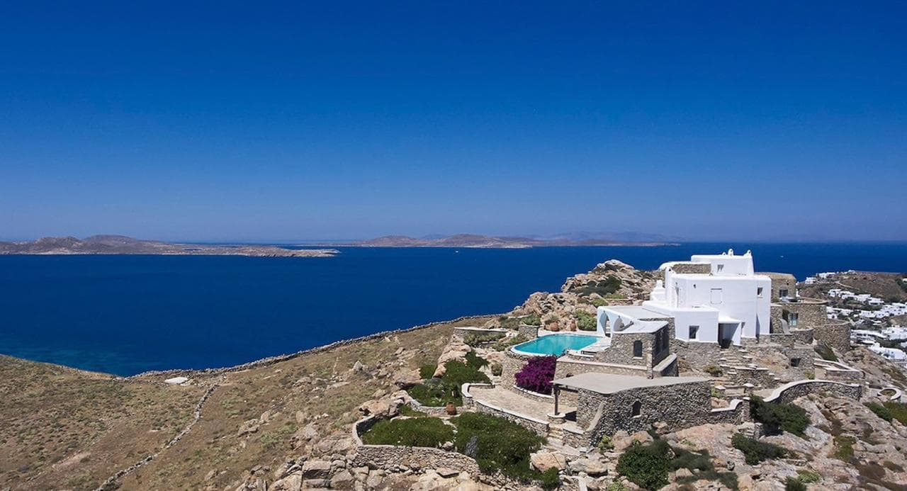 Villa Vol De Nuit — luxury villa photo 2