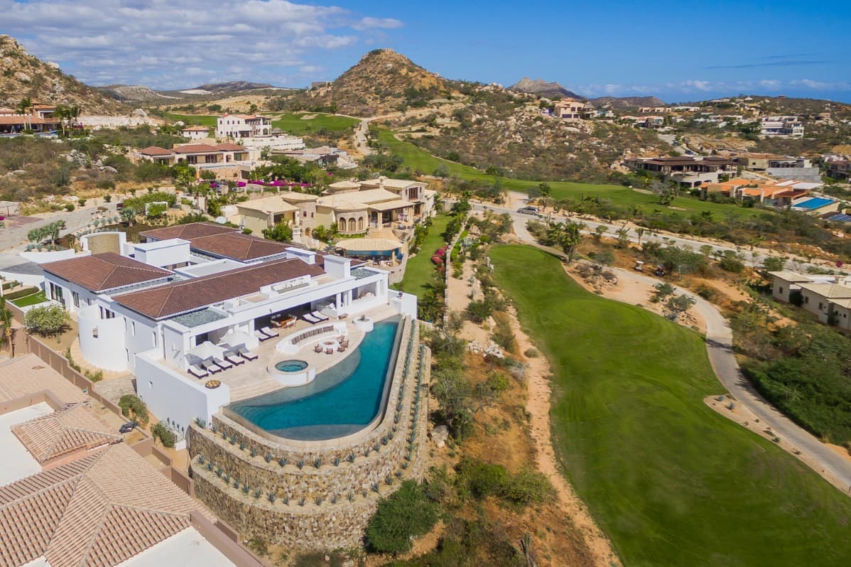 Casa Yvonne — luxury villa photo 1