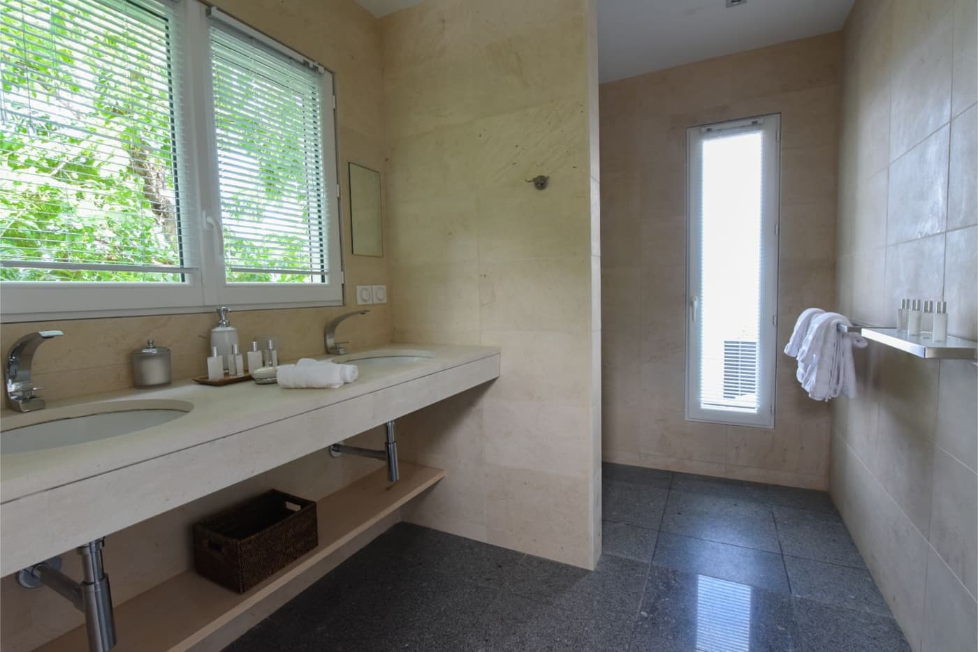 Villa Ivy — luxury villa photo 2