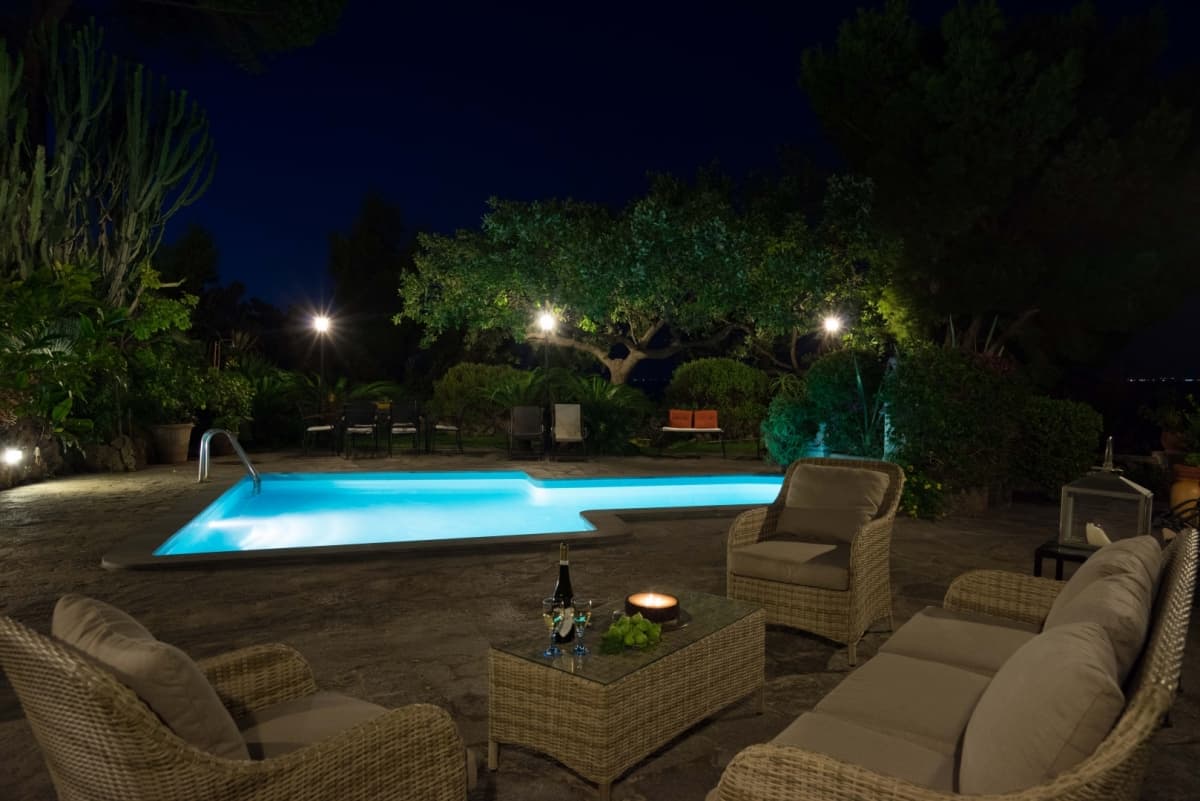 Villa Barkley — luxury villa photo 43