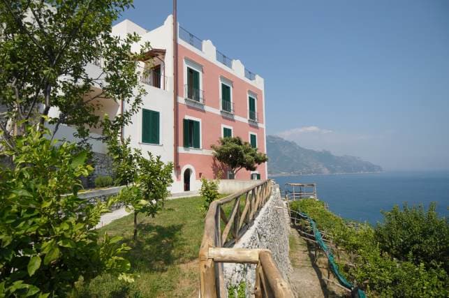 Villa Luna — luxury villa photo 1