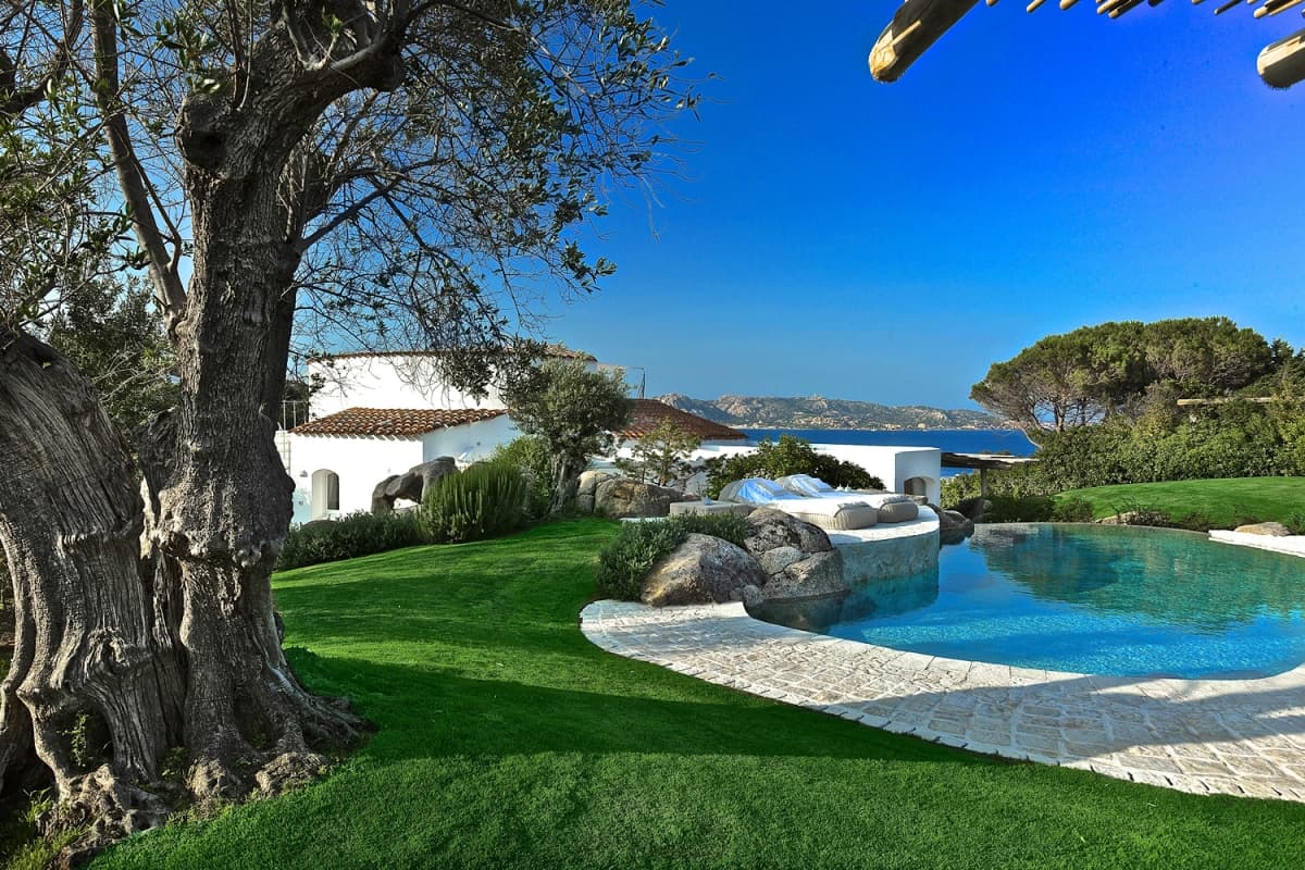 Villa Romance Lux — luxury villa photo 3