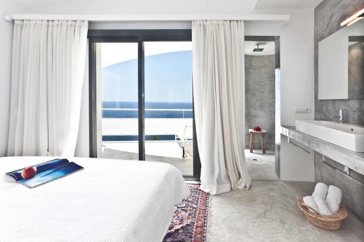 Villa Vista Es Torrent — luxury villa photo 1