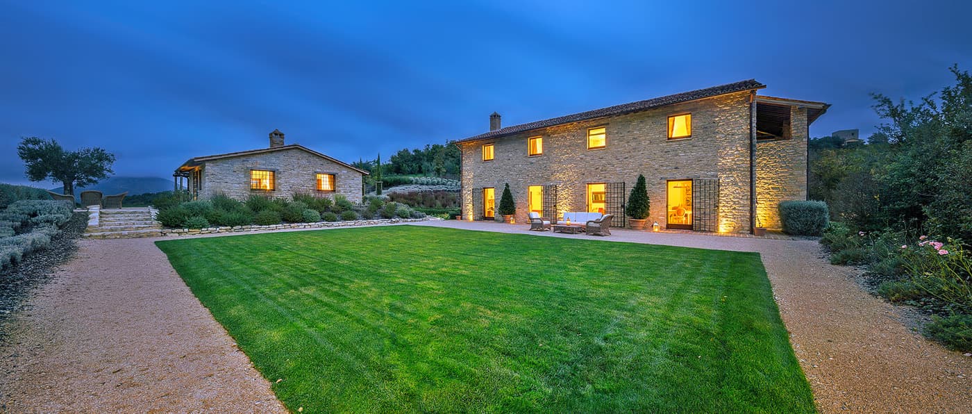 Villa Caminata — luxury villa photo 1