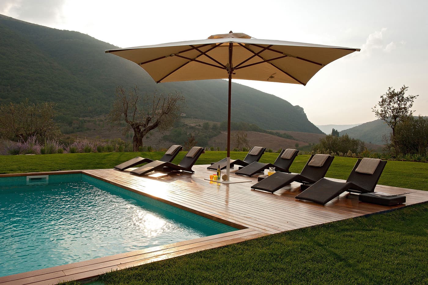 Villa Caminata — luxury villa photo 24
