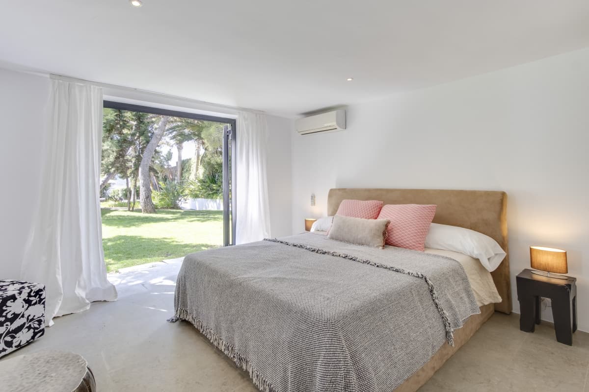 Es Vedra Style — luxury villa photo 35