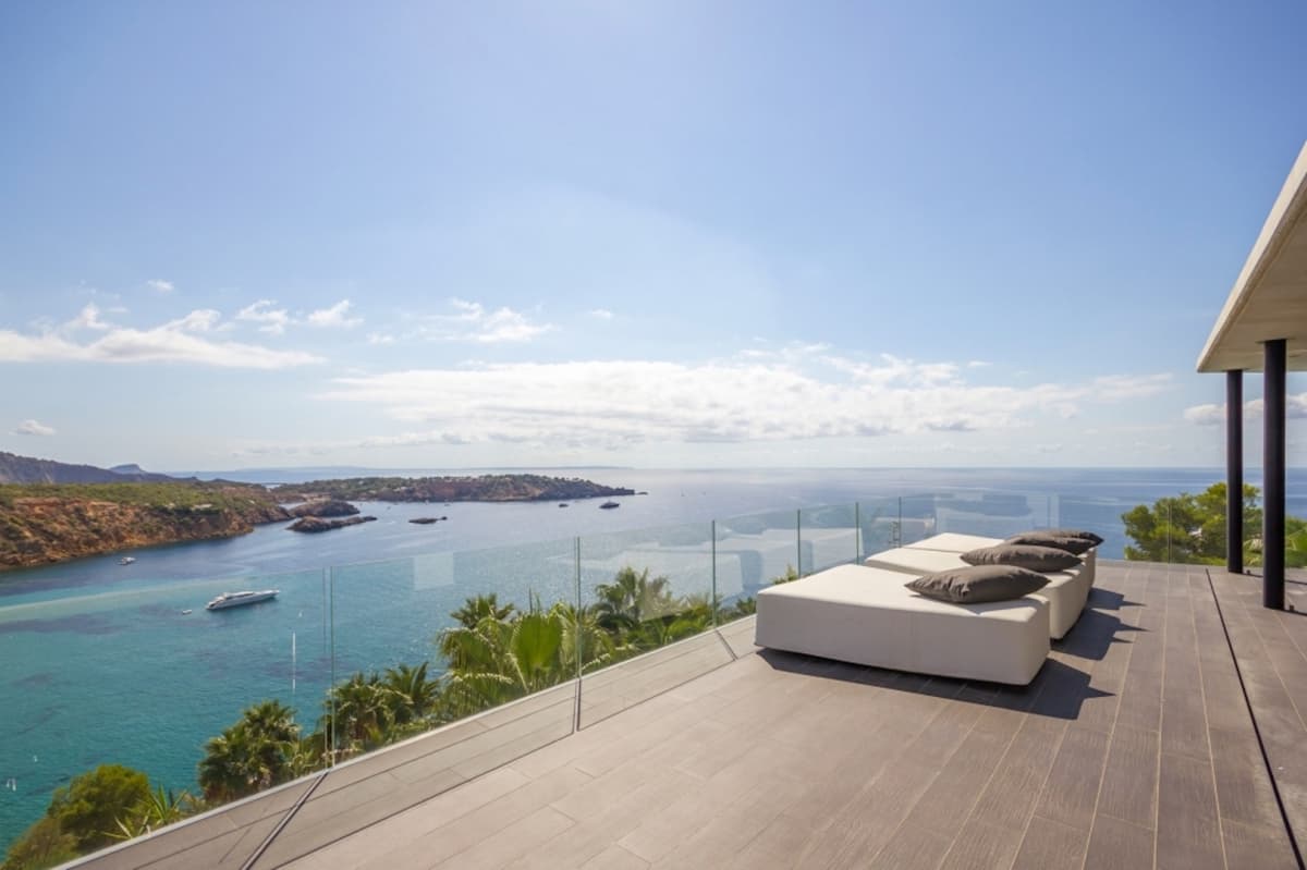 Villa Buena — luxury villa photo 3
