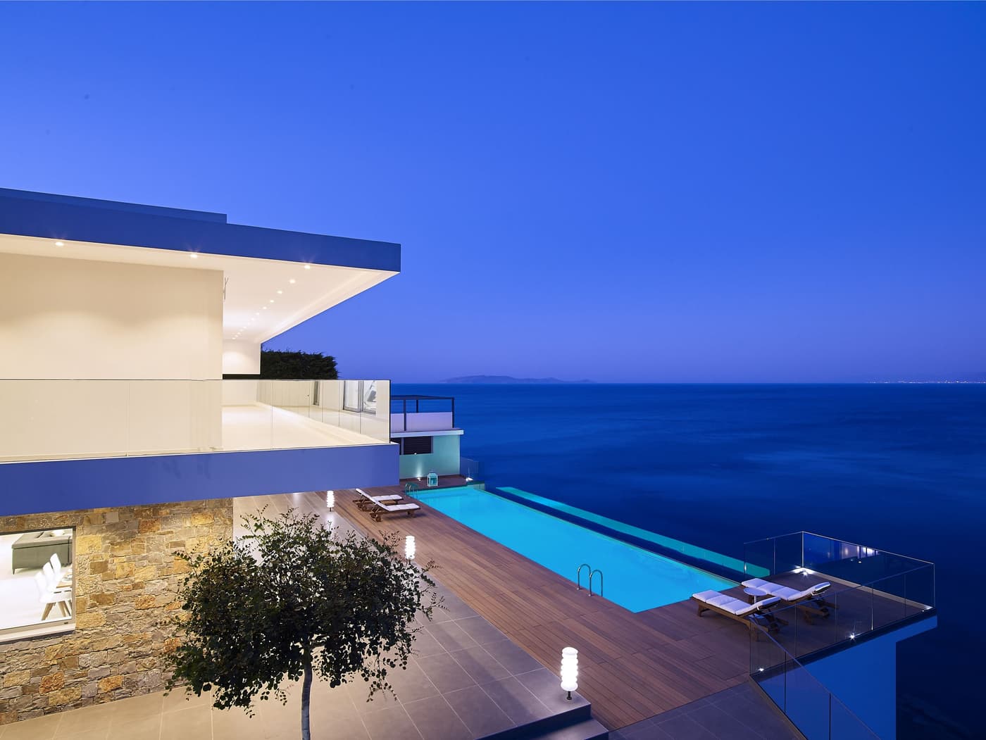 Epavli Luxury Villa — luxury villa photo 35