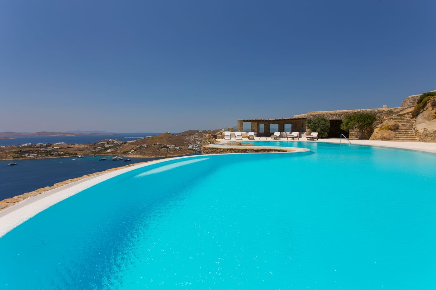 Villa Vrahia — luxury villa photo 2