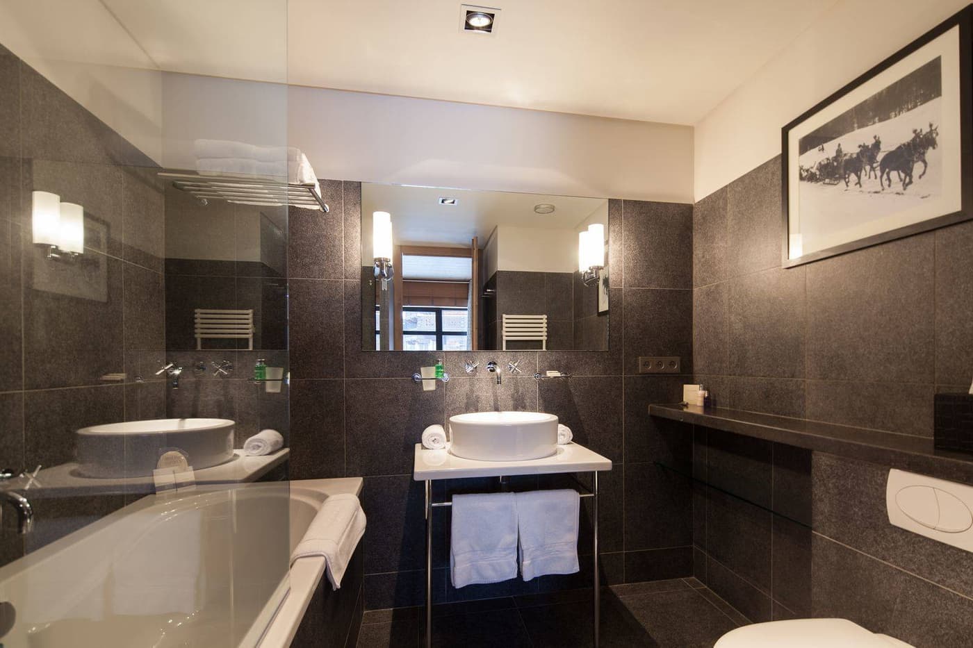 CHALET GREYSTONE — luxury villa photo 2