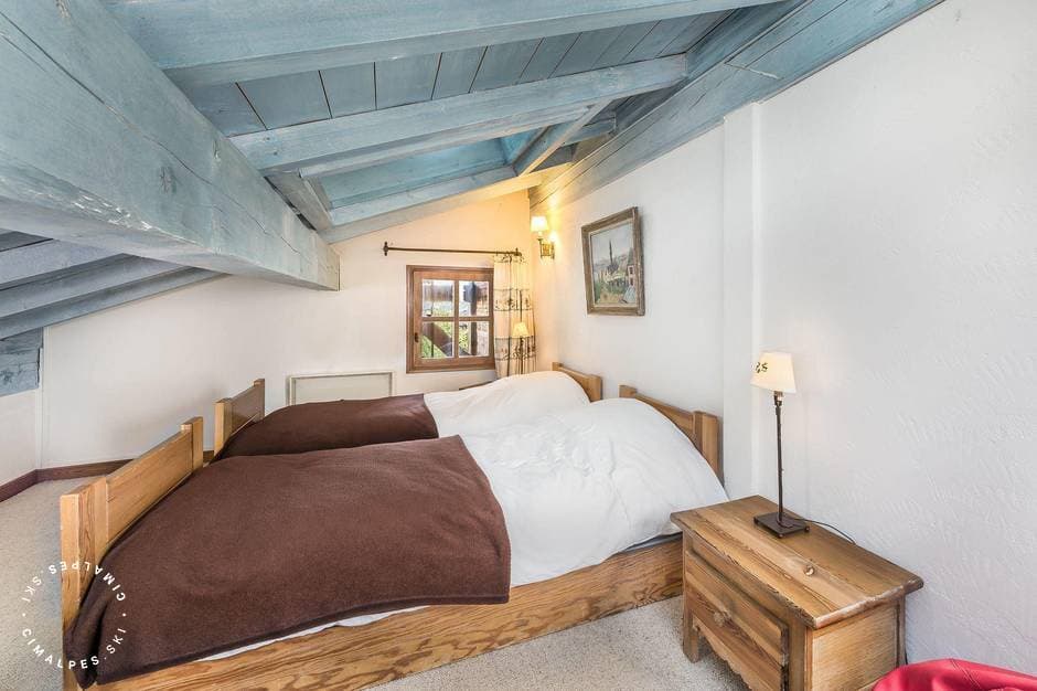 Chalet Elva — luxury villa photo 24