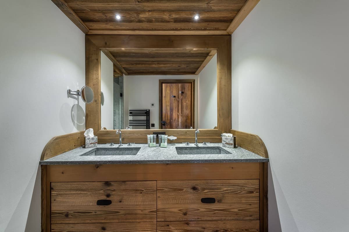 Apartment Grizzly 204 — luxury villa photo 2