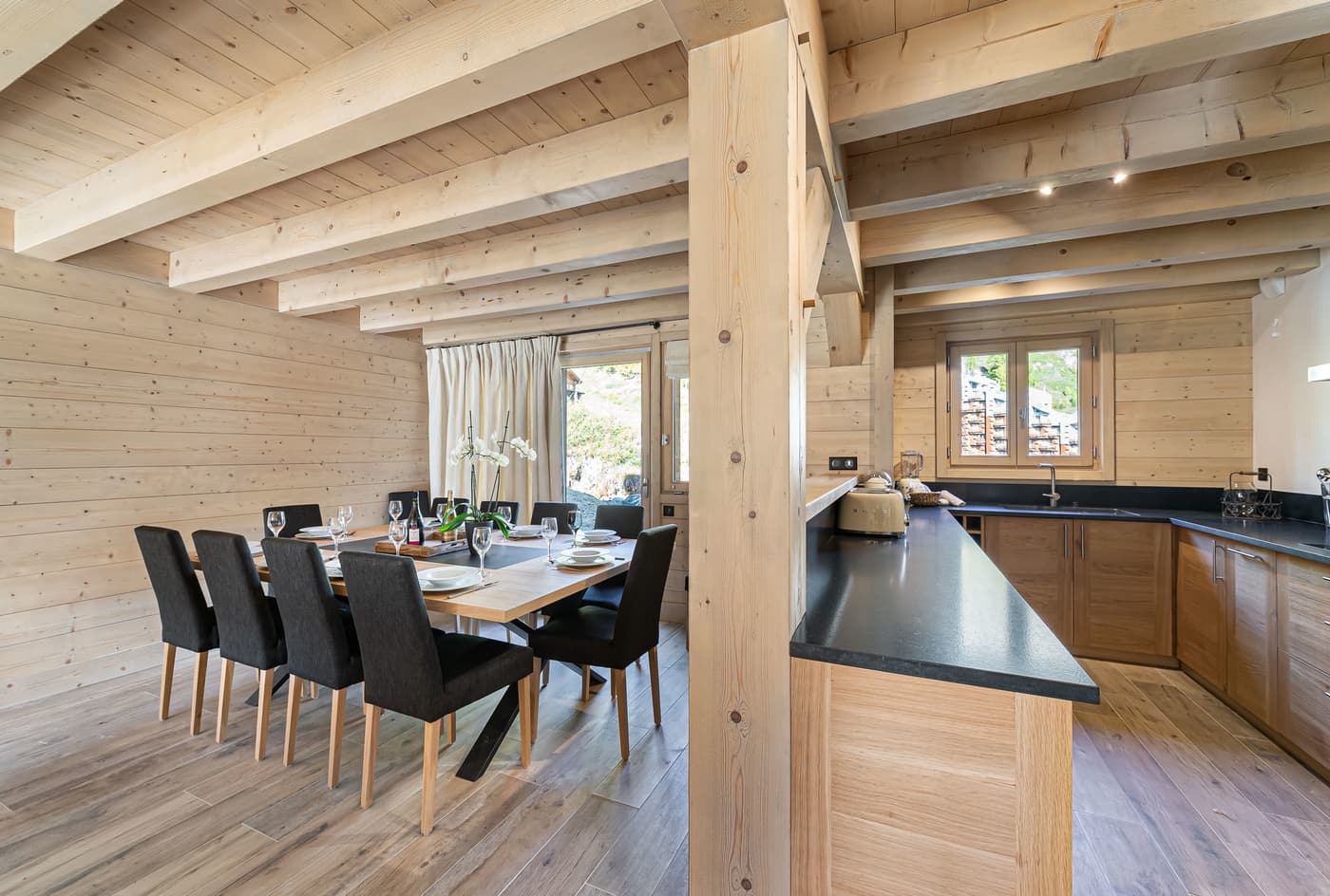 Chalet Saint Joseph — luxury villa photo 2
