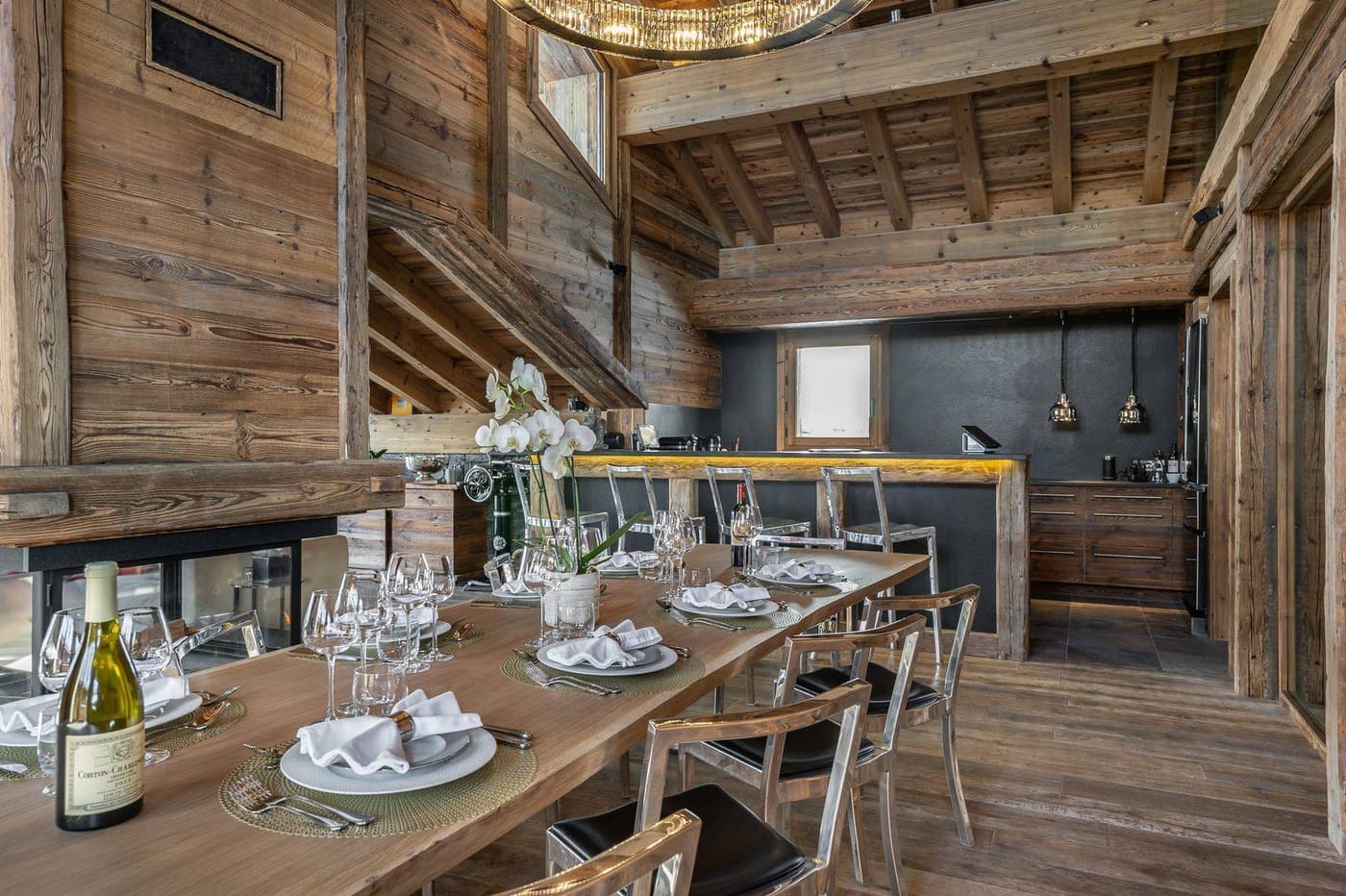 Chalet Pure Black Crystal — luxury villa photo 1