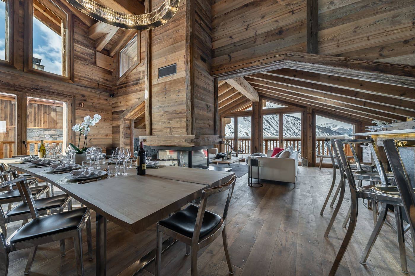 Chalet Pure Black Crystal — luxury villa photo 3