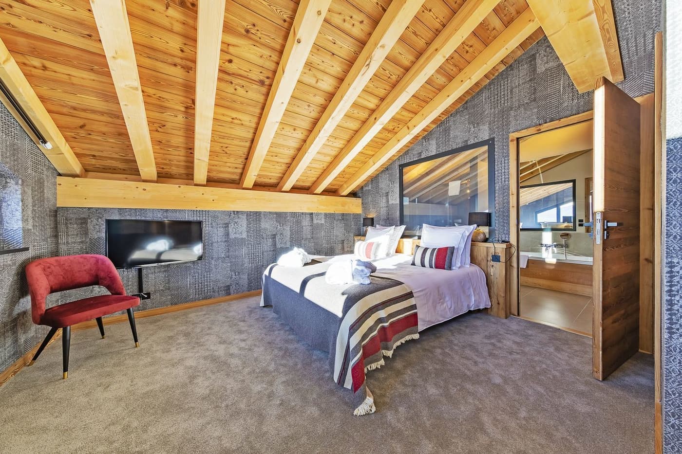 Chalet Cullinan — luxury villa photo 2