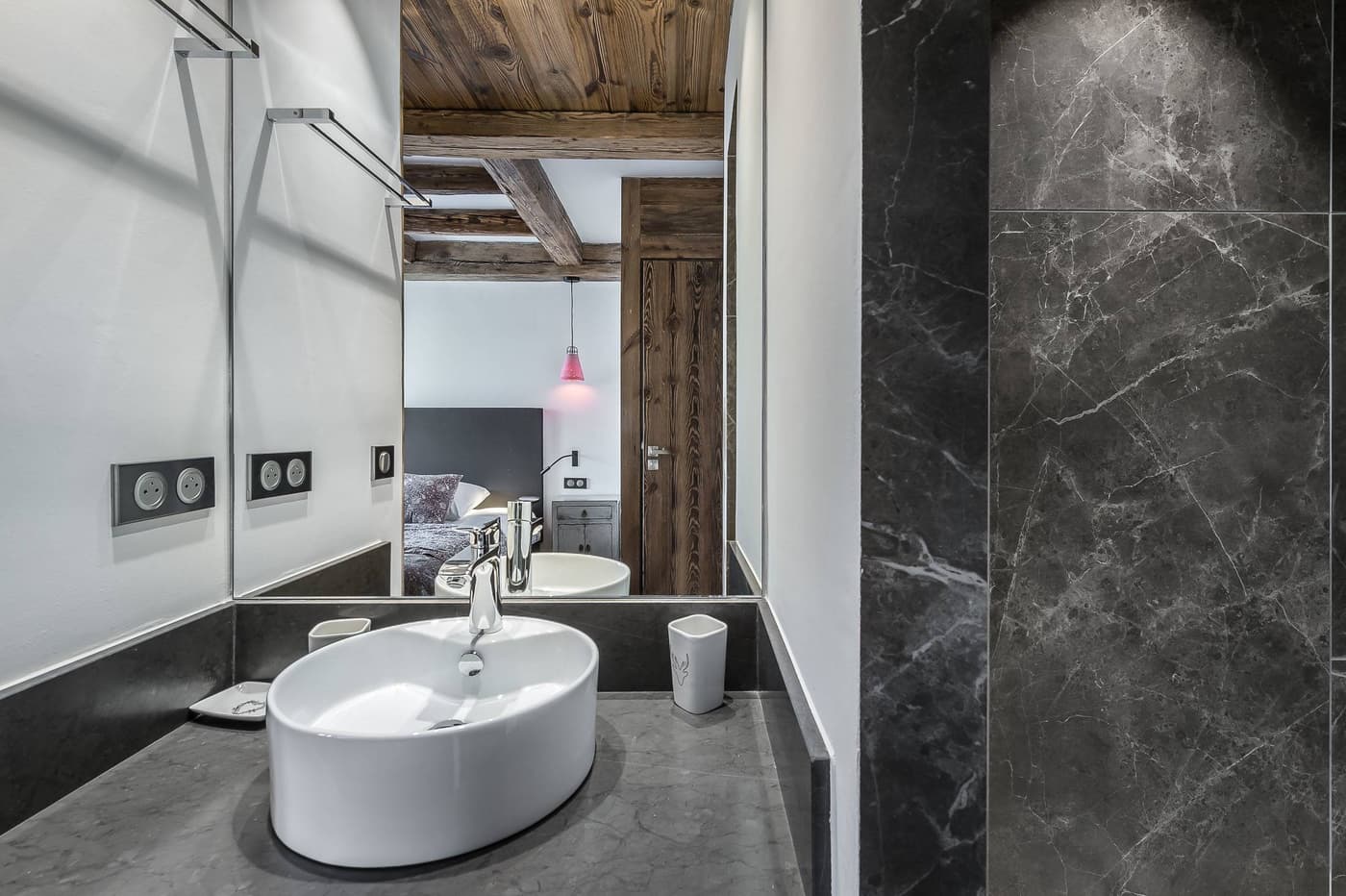 Apartment Savoie 42 — luxury villa photo 2