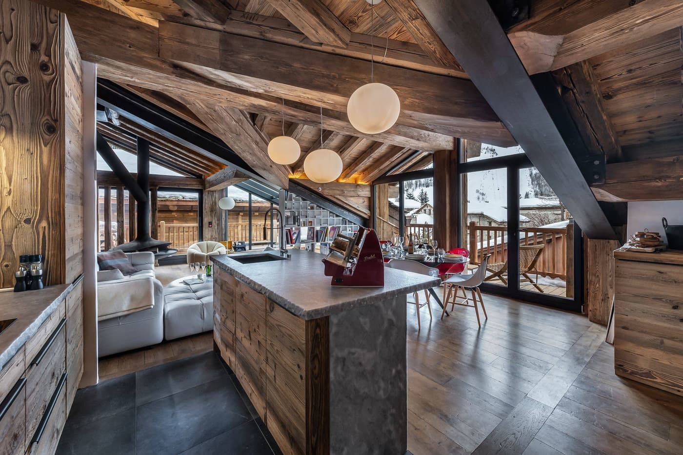 Chalet Snowy Breeze — luxury villa photo 1