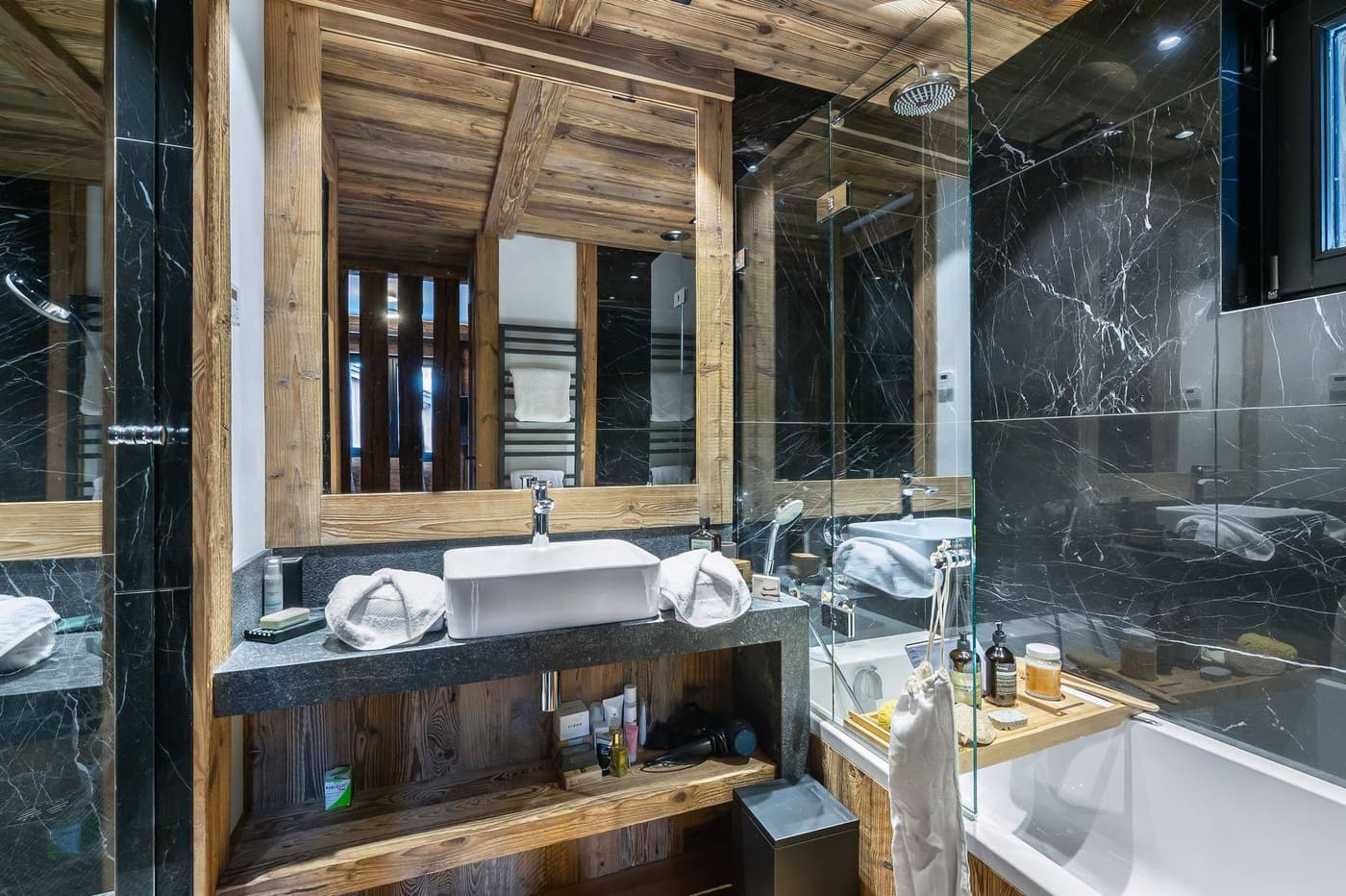 Chalet Snowy Breeze — luxury villa photo 21