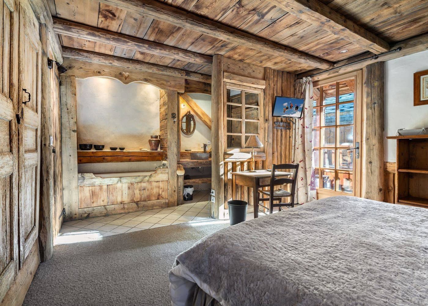 Chalet Dzintila — luxury villa photo 3