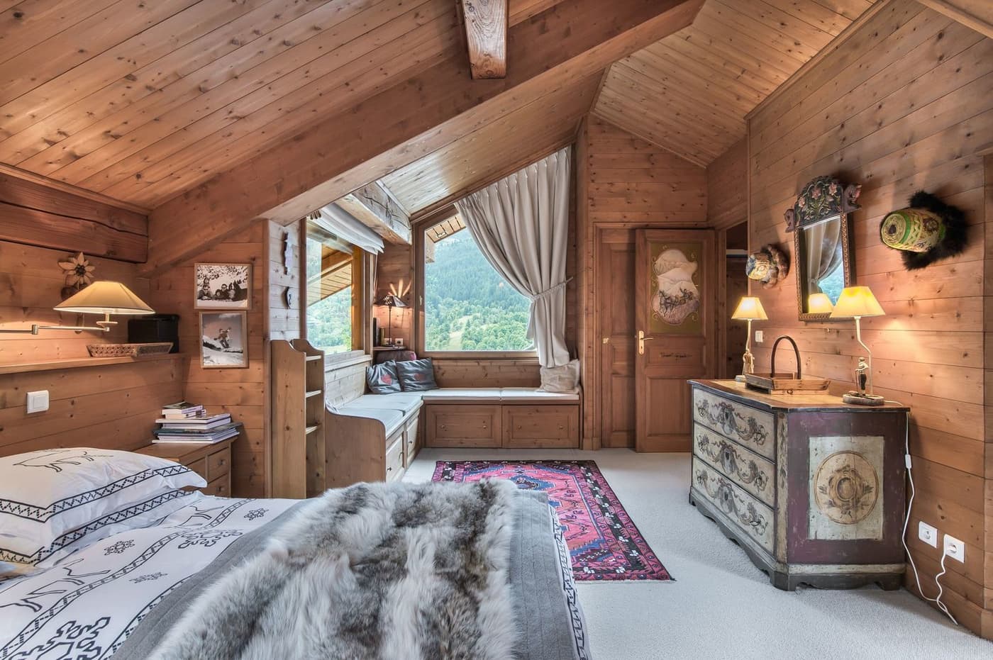 Chalet Le Solans — luxury villa photo 1